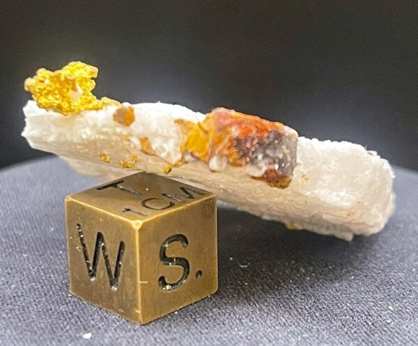 Gold und Quarz
